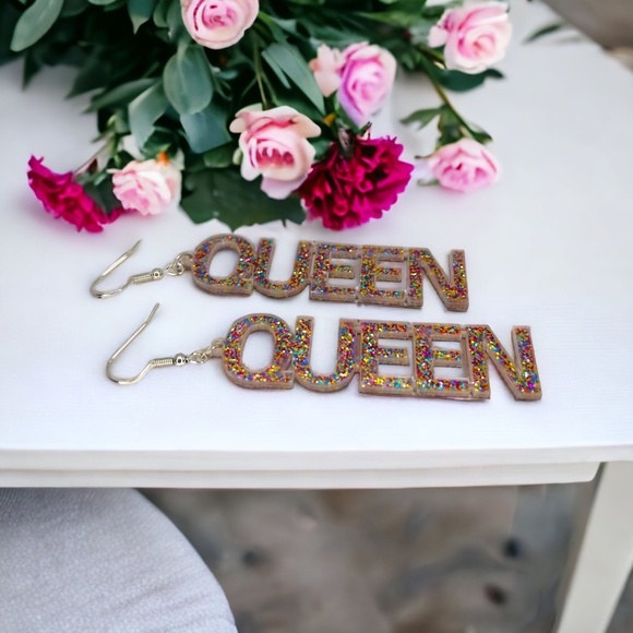 Queen Earrings – Glitter Word Earrings for Birthday Queen, Bride & Bachelorette - Picture 3 of 10